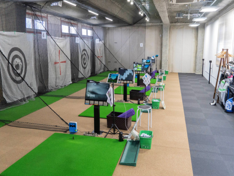 アースゴルフアカデミー