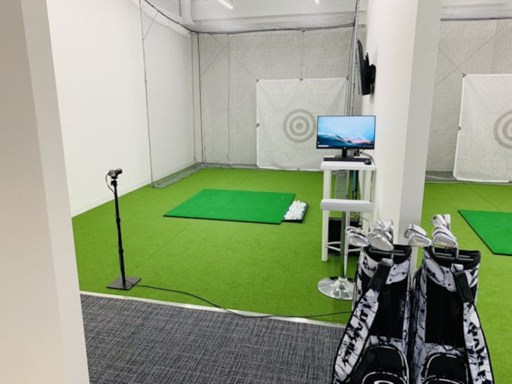 ゴルフシミュレーター