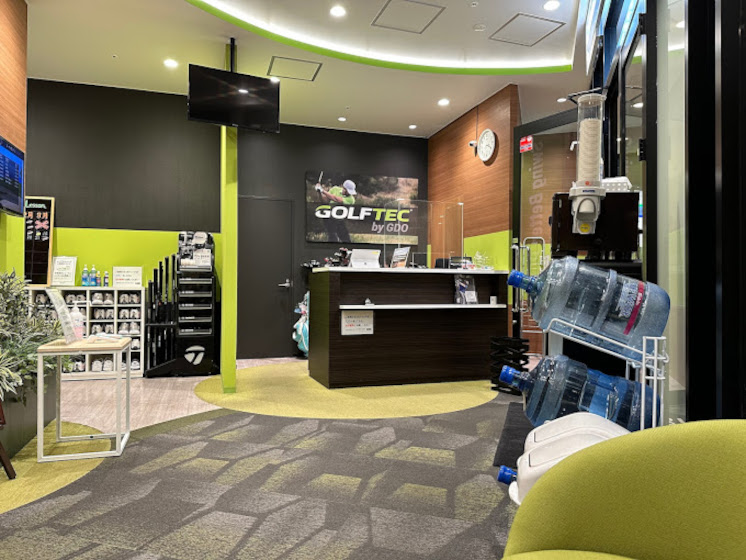 ゴルフテック 新宿店 エントランス