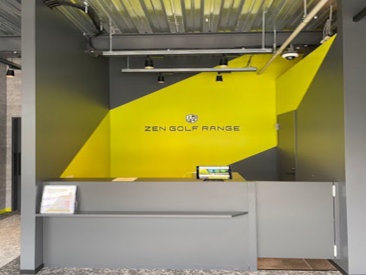 ゼンゴルフレンジ 久米川店　受付