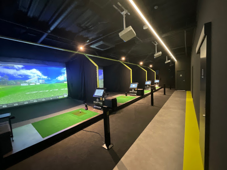 ゼンゴルフレンジ 店内